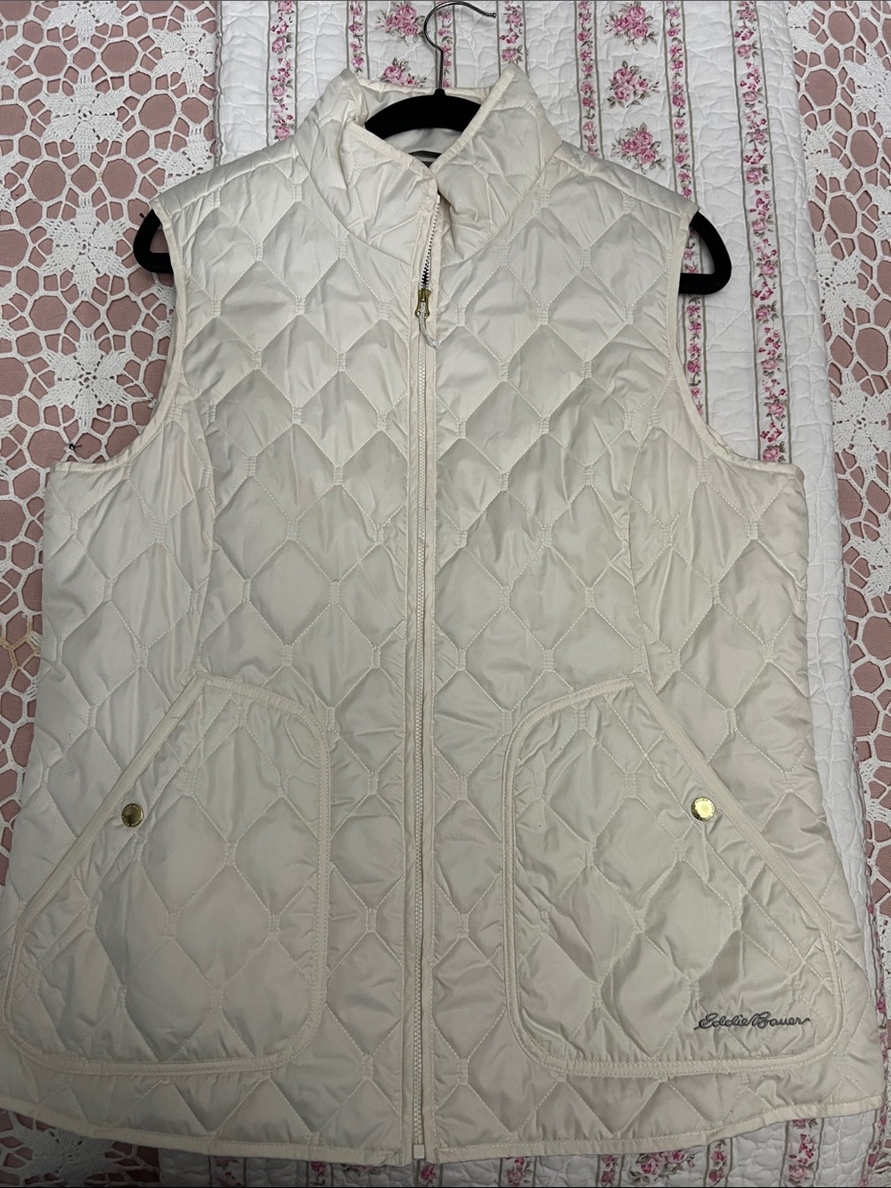 Eddie Bauer Cream Quilted Sleeveless Vest